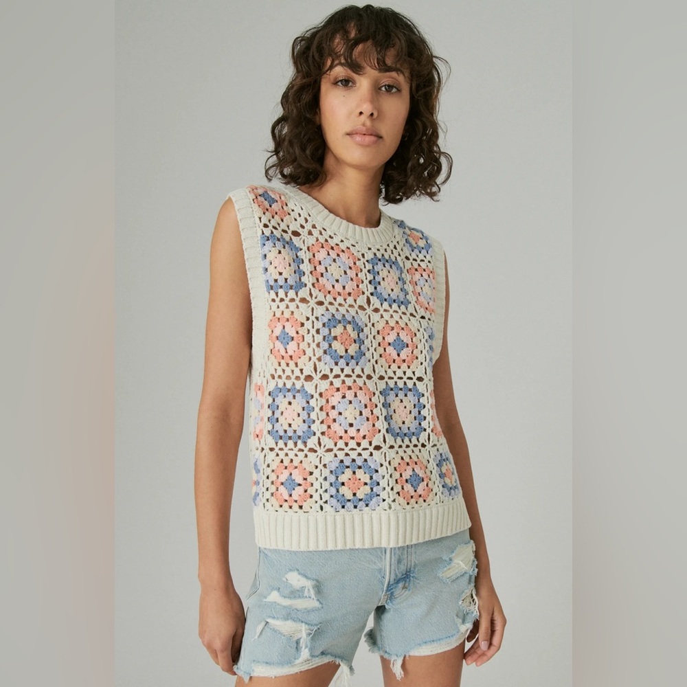 Lucky Brand Boho Granny Square Crochet Sweater Vest Tank Cottagecore Boxy Fit